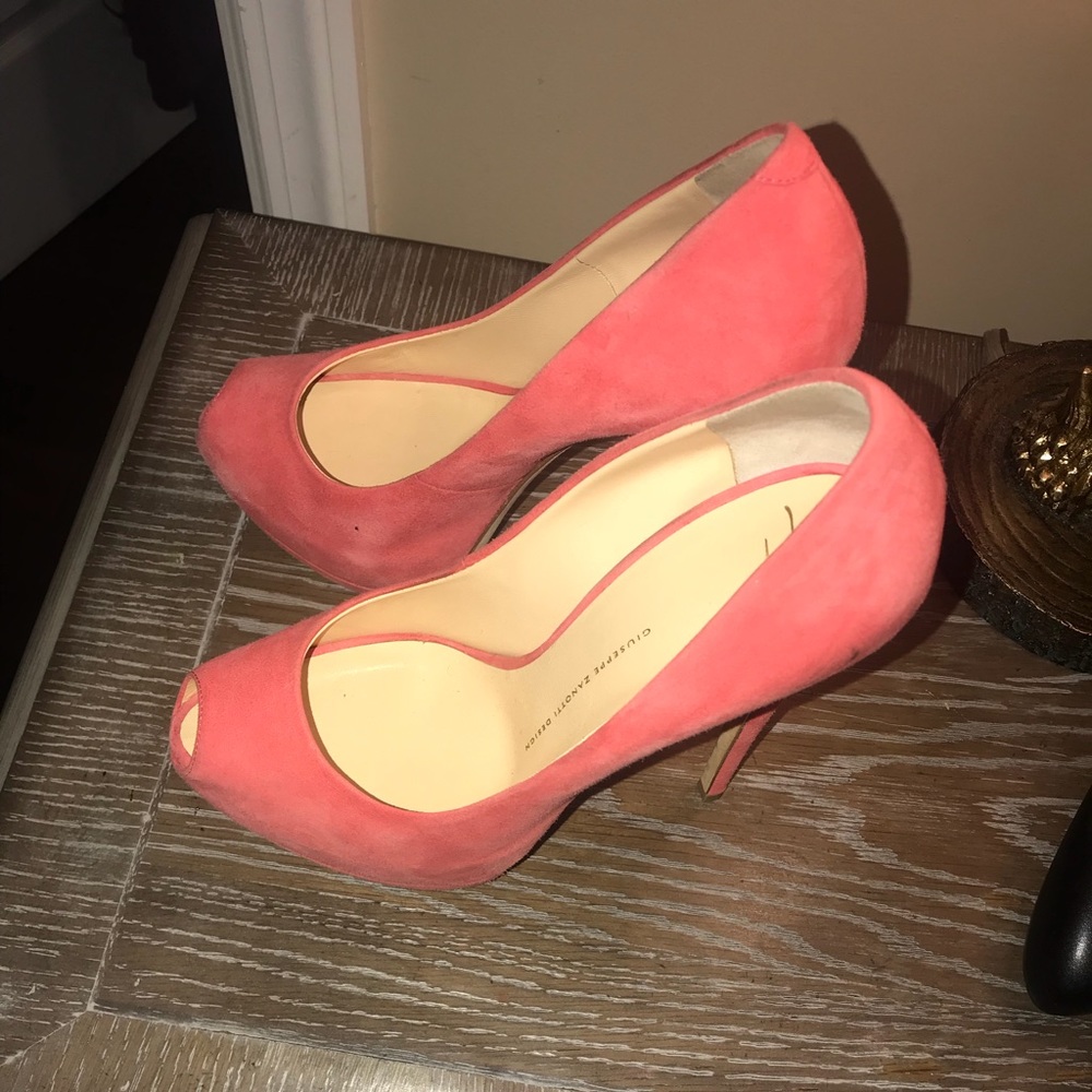 Giuseppe zanottti size 40